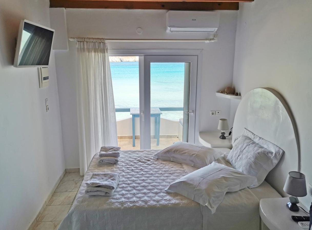 Blue Mare Apartments On The Beach Firopotamos Ngoại thất bức ảnh