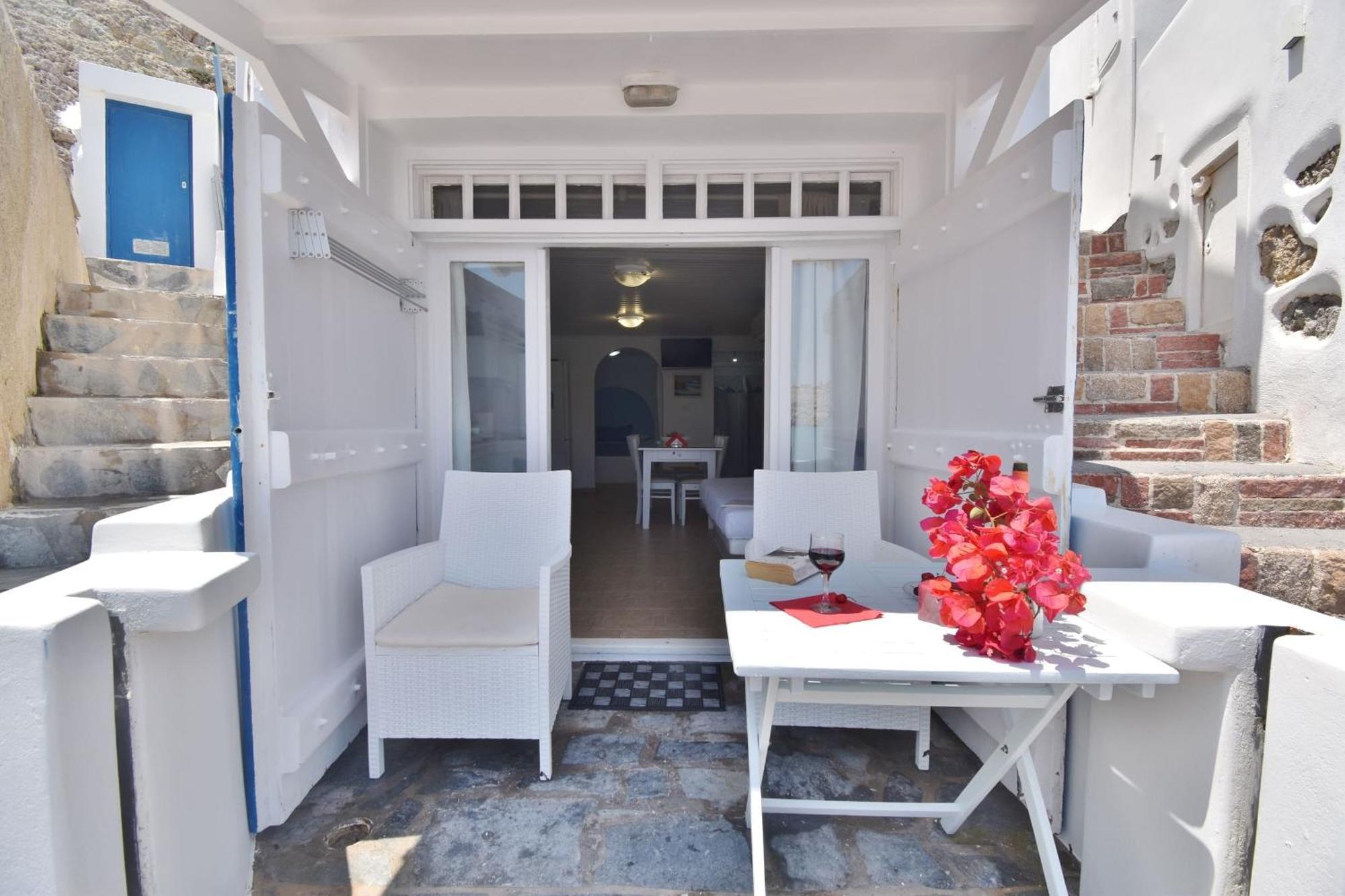 Blue Mare Apartments On The Beach Firopotamos Phòng bức ảnh