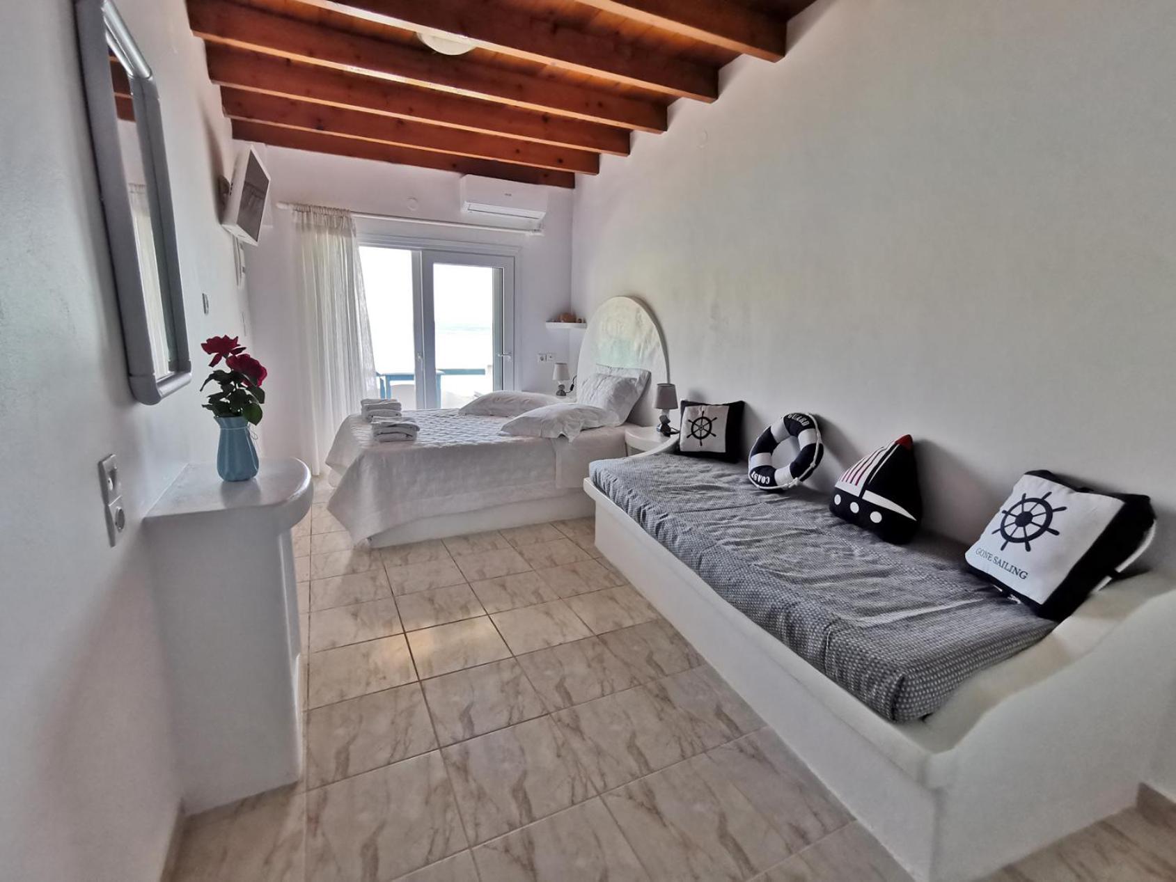 Blue Mare Apartments On The Beach Firopotamos Phòng bức ảnh