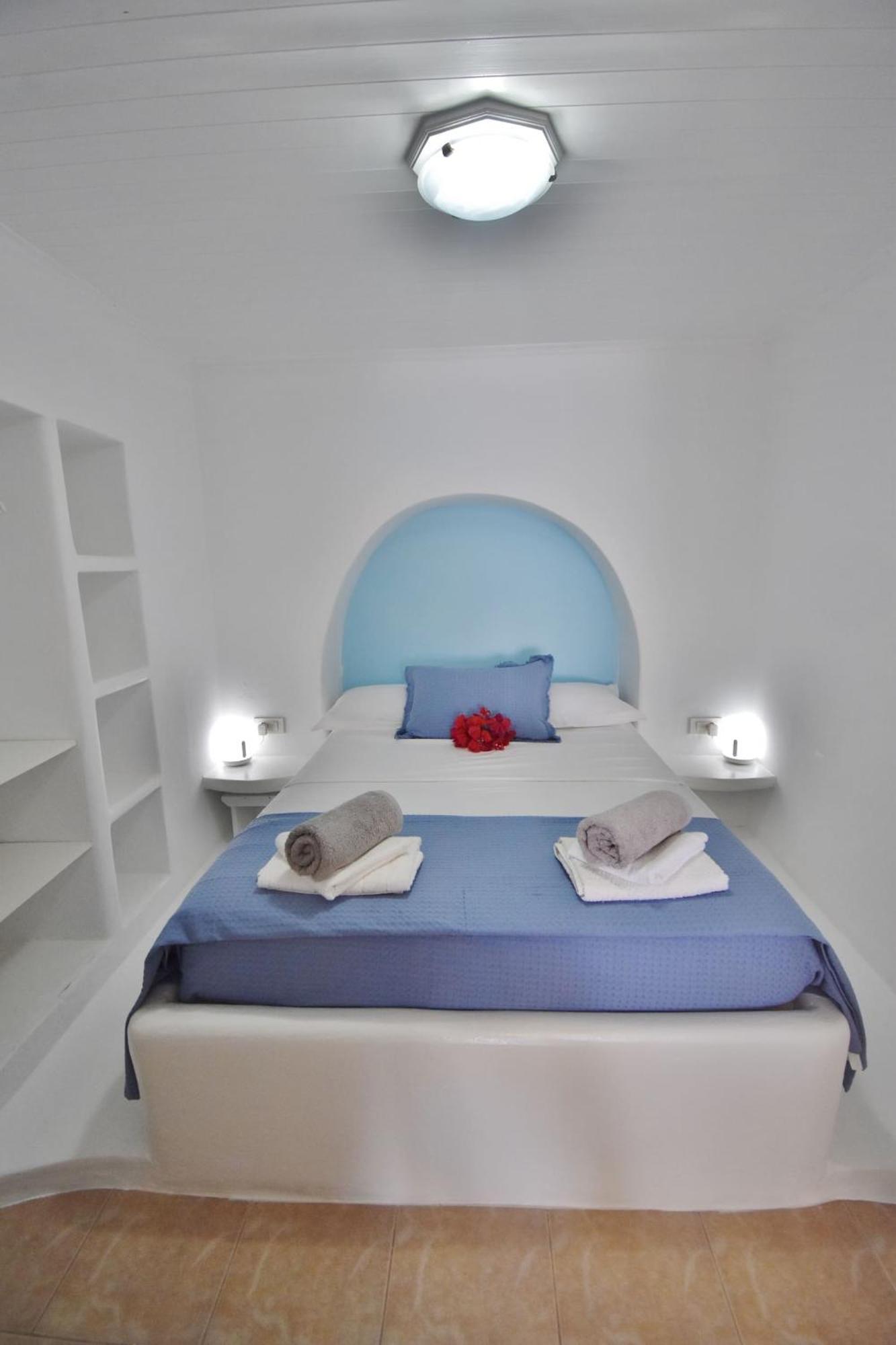 Blue Mare Apartments On The Beach Firopotamos Phòng bức ảnh