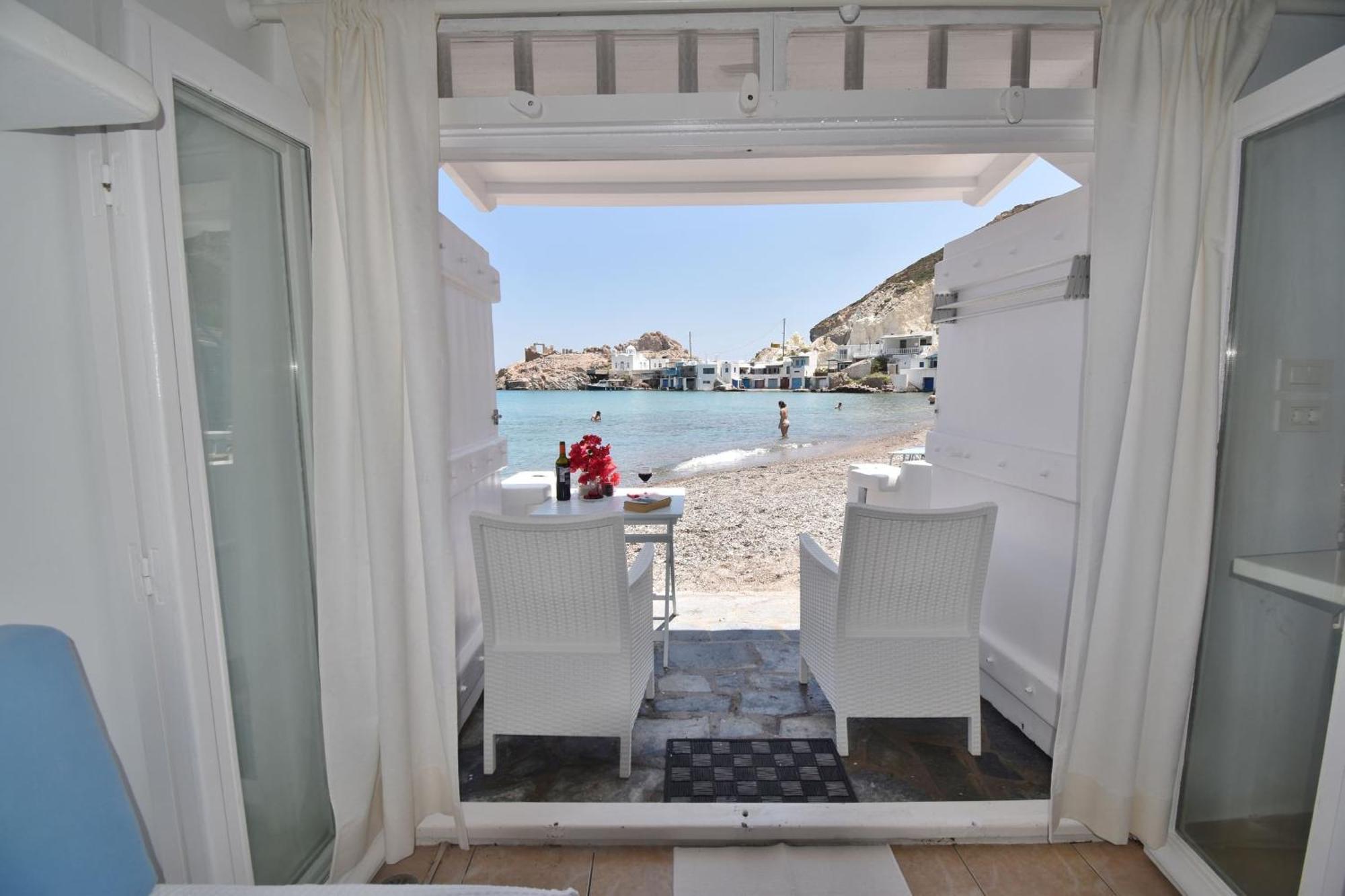 Blue Mare Apartments On The Beach Firopotamos Phòng bức ảnh