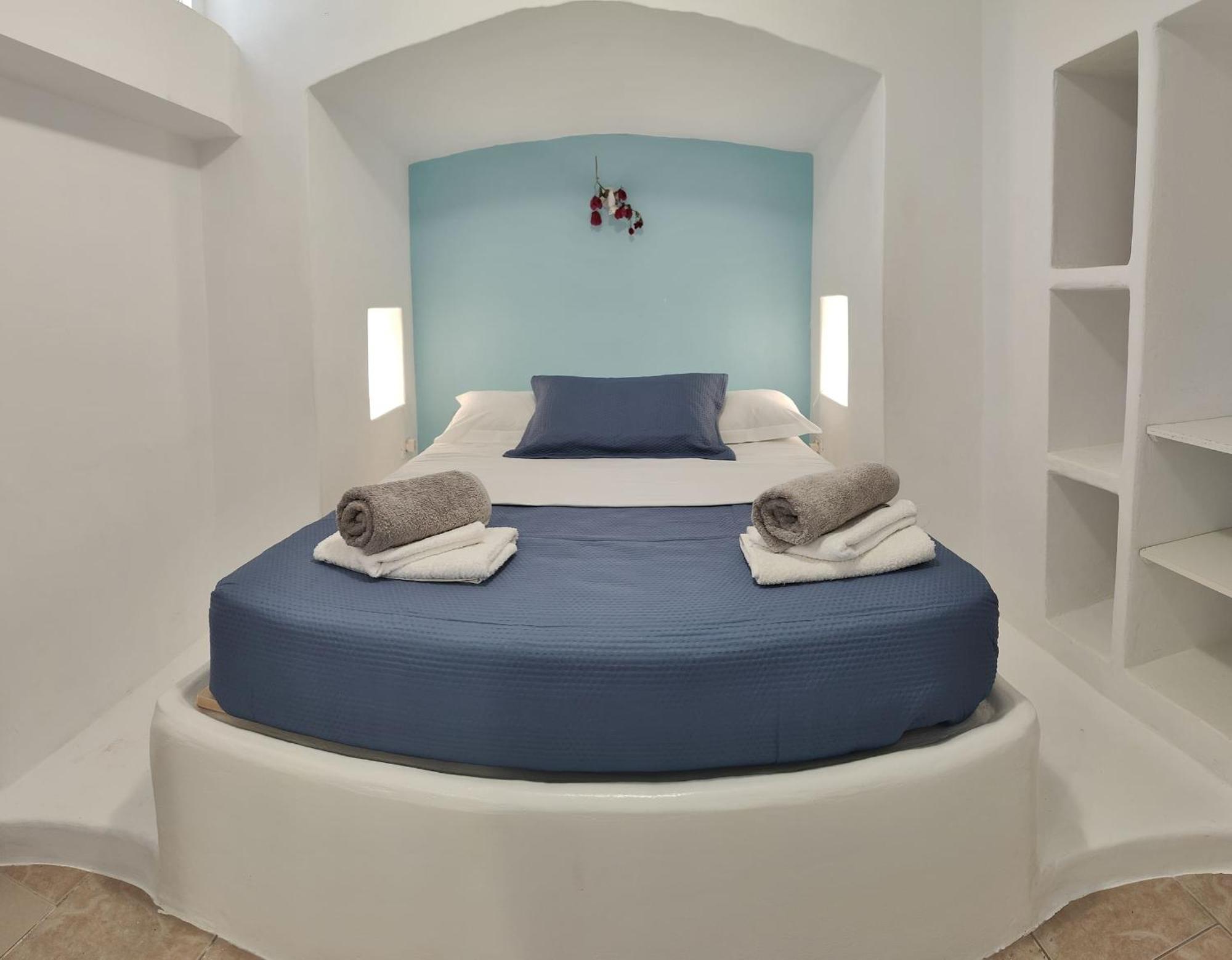 Blue Mare Apartments On The Beach Firopotamos Phòng bức ảnh