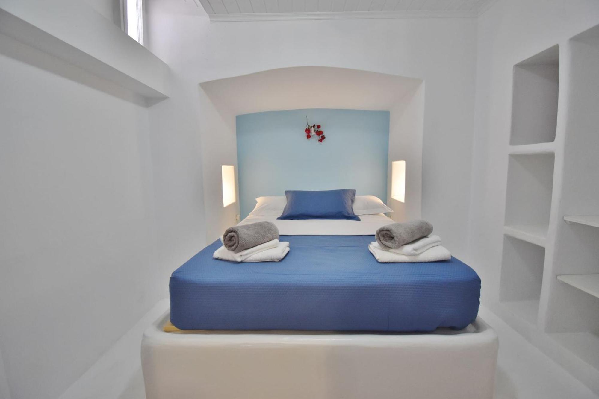 Blue Mare Apartments On The Beach Firopotamos Phòng bức ảnh