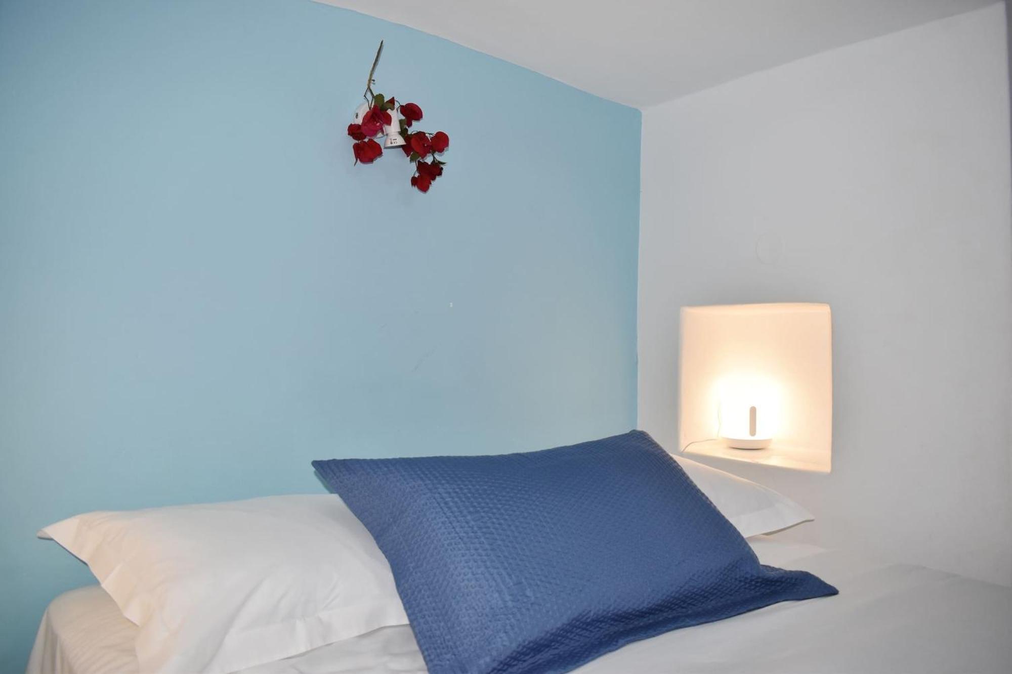 Blue Mare Apartments On The Beach Firopotamos Phòng bức ảnh
