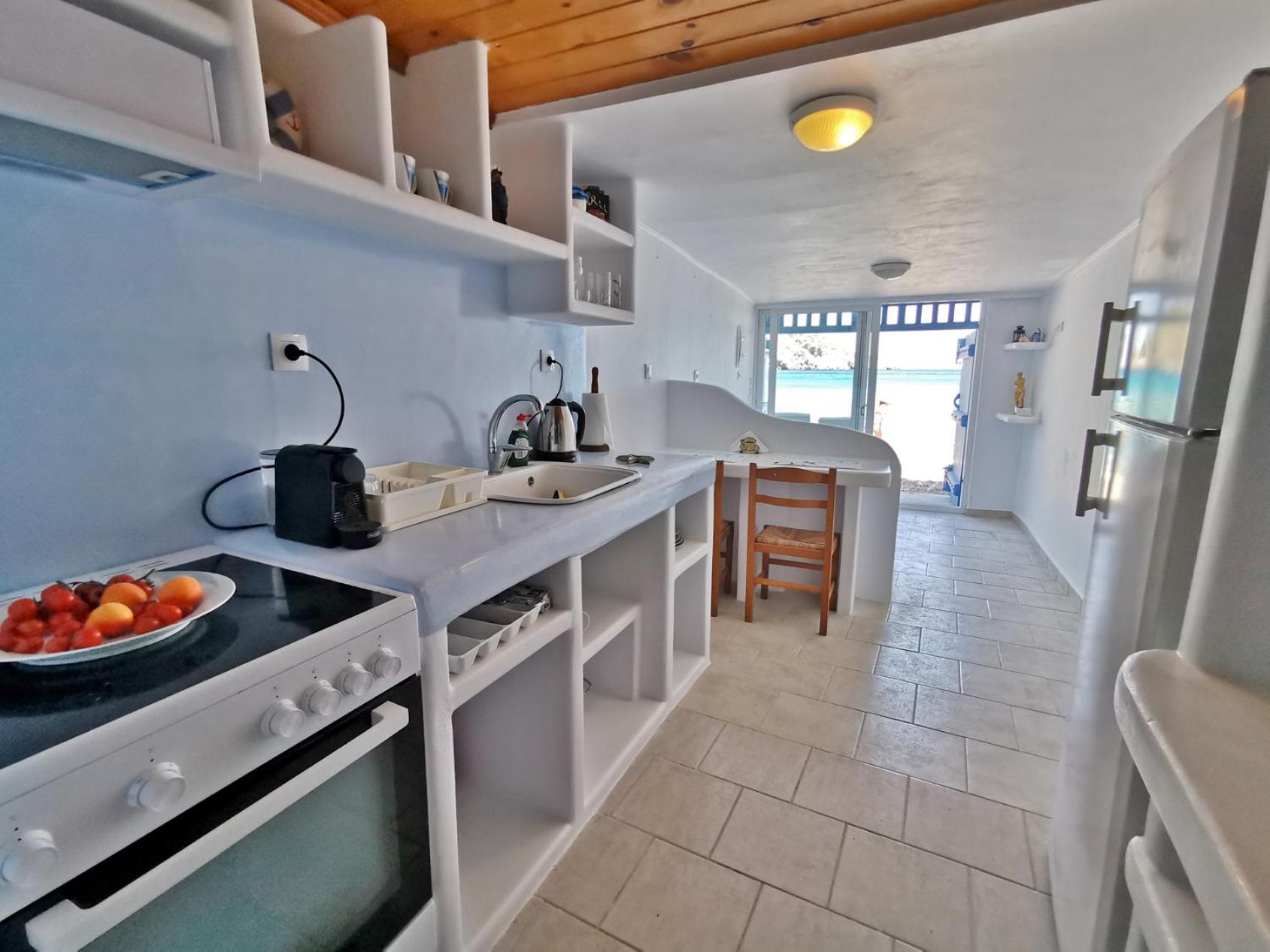 Blue Mare Apartments On The Beach Firopotamos Phòng bức ảnh