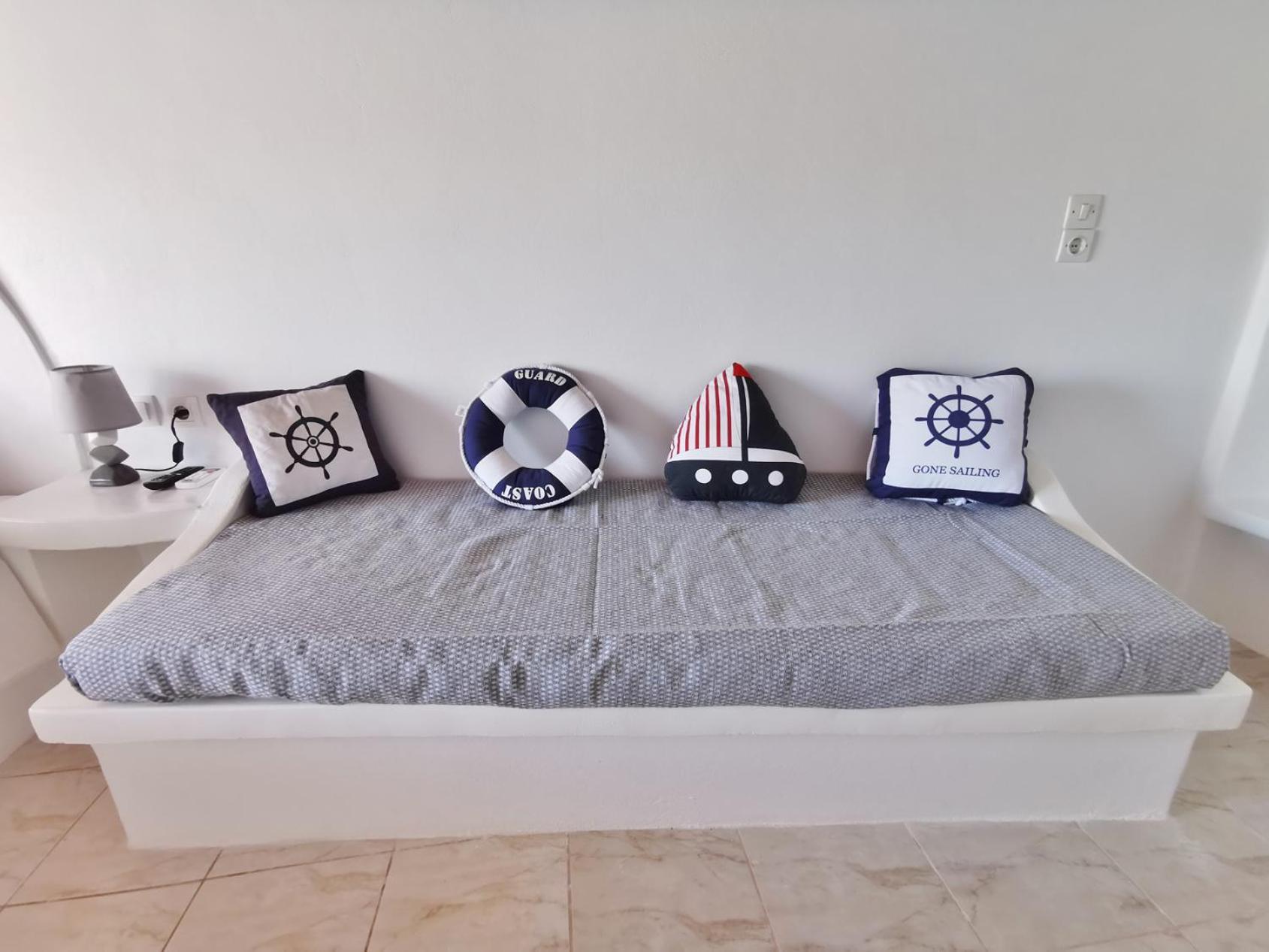 Blue Mare Apartments On The Beach Firopotamos Phòng bức ảnh