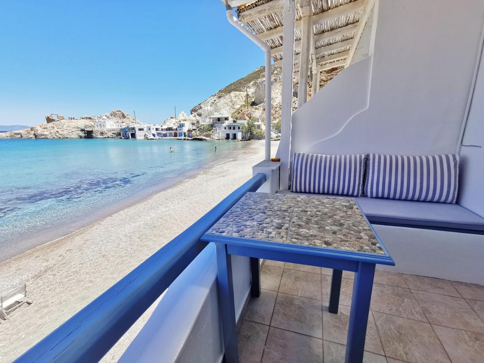 Blue Mare Apartments On The Beach Firopotamos Phòng bức ảnh
